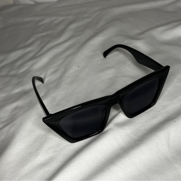 Shady Lady retro sunglasses - Picture 2 of 3